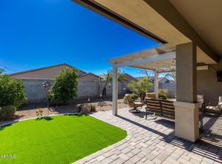 177 W Winterberry Ave, San Tan Valley, AZ 85140