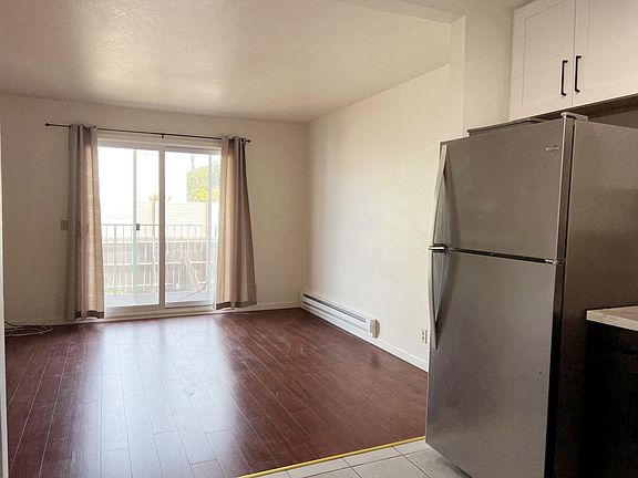 5th image of 2846 Taraval St #2