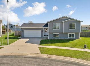 203 9th Ave SE, Kasson, MN 55944