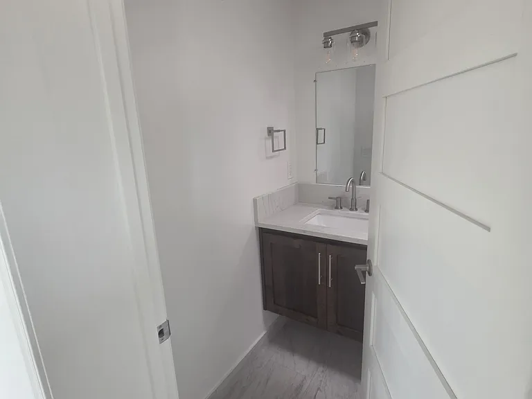 3901 E Montecito St — Photo 5
