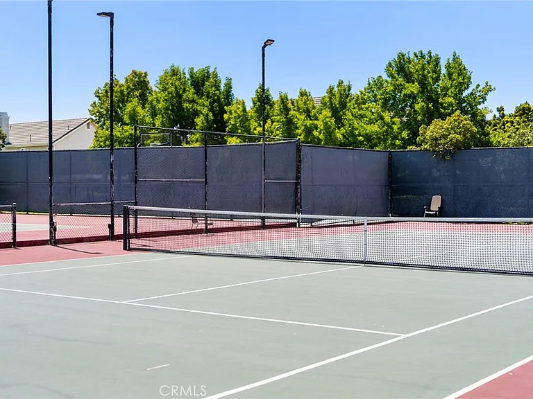 3860 Amberly Dr — Photo 28