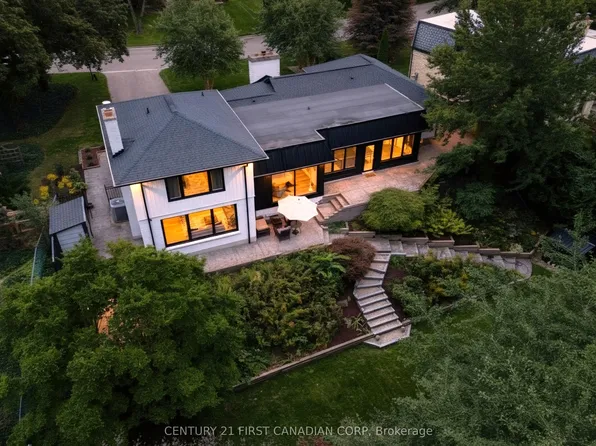 1125 The Parkway Pkwy, London, ON N6A 2X2