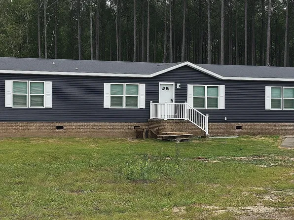 1946 Goose Bay Rd., Loris, SC 29569