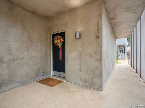 114 BIERING AVE, San Antonio, TX 78210