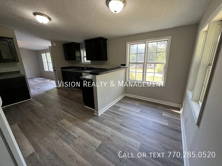 137 Park West Ct — Photo 35