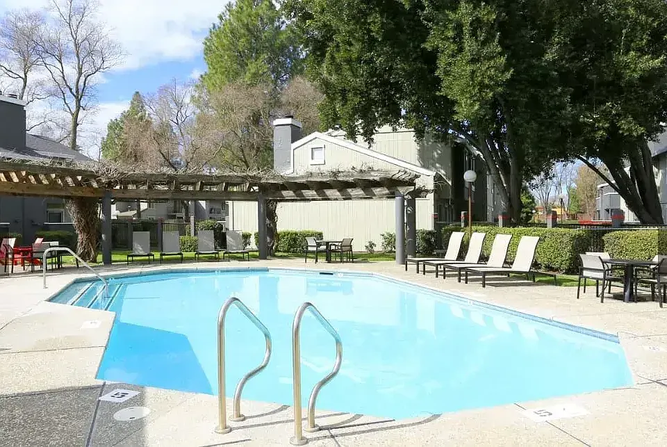 Ellington Apartments