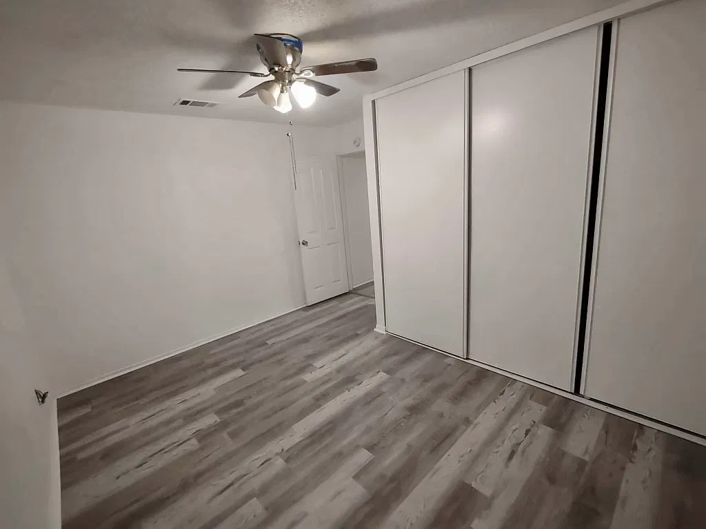 Studio, $1,100 — Photo 1