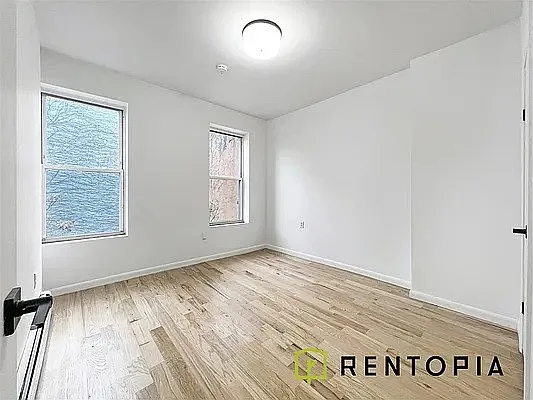 Rented by Rentopia | media 22