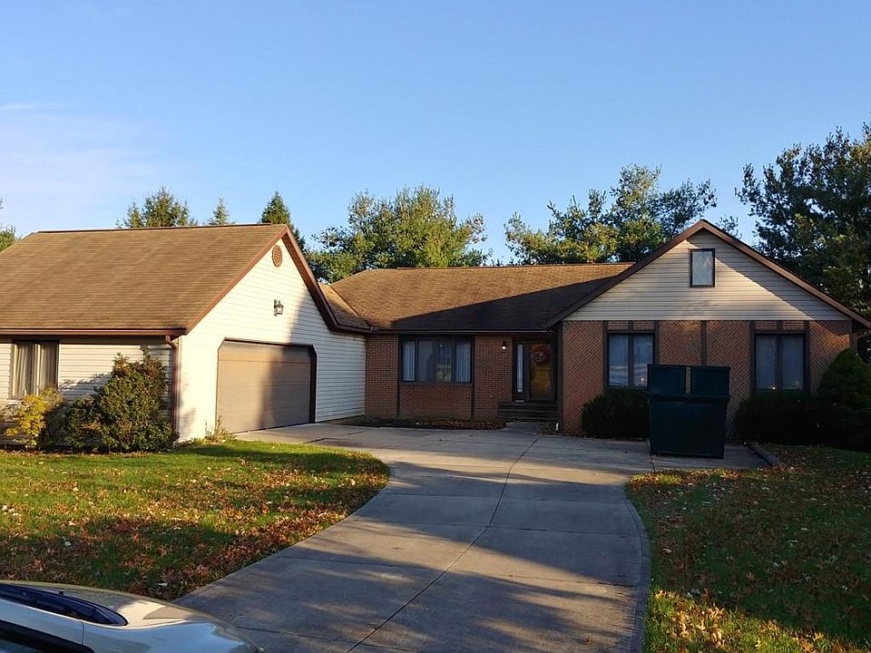 1st image of 1332 Coachman Ct