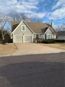 11613 Earnshaw St, Overland Park, KS, 66210