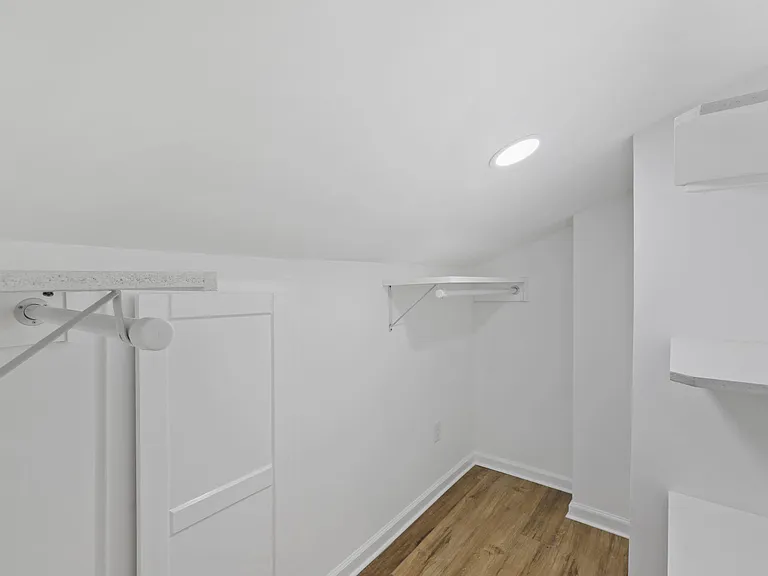 6011 44th Ave — Photo 29