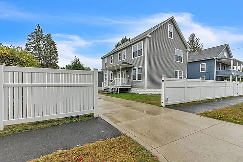 11 Hamlin Pl #B Photo 1 11 Hamlin Pl #B Photo 1