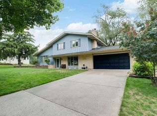 8690 81st St S, Cottage Grove, MN 55016