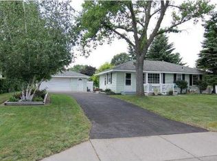 8900 Grenadier Ave S, Cottage Grove, MN 55016