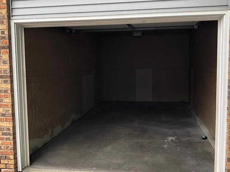 One car garage with opener