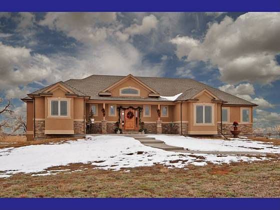 1st image of 322 N Shores Cir