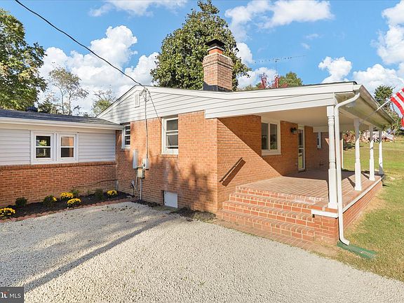 4th image of 347 Forest Lane Rd