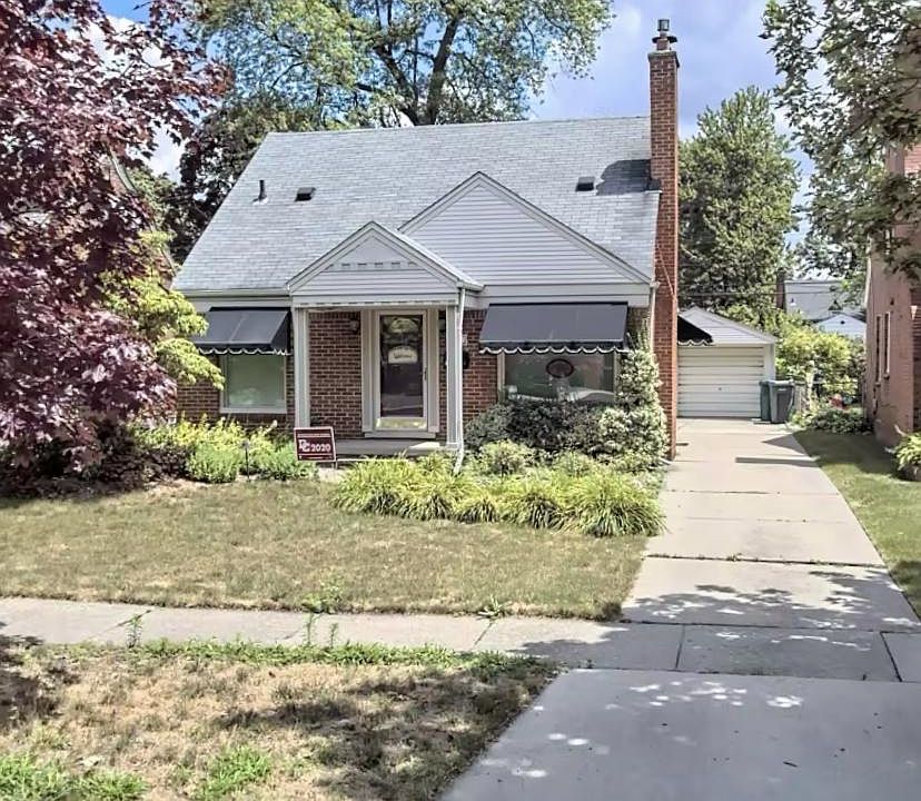 1st image of 1388 N Denwood St #1