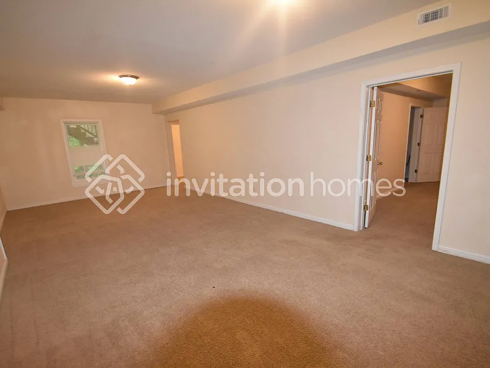 6320 Southland Trce