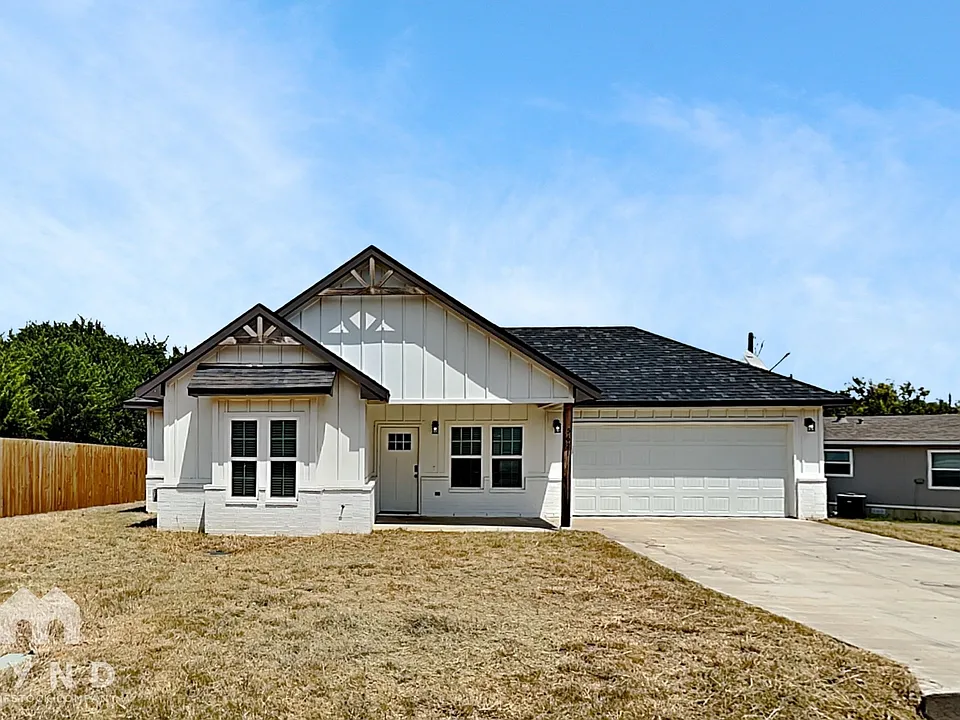 5621 Van Horn Dr