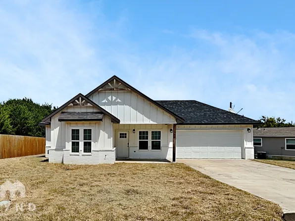 5621 Van Horn Dr, Granbury, TX 76048