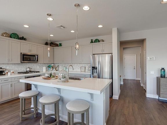 Residence 2638 Gourmet Kitchen