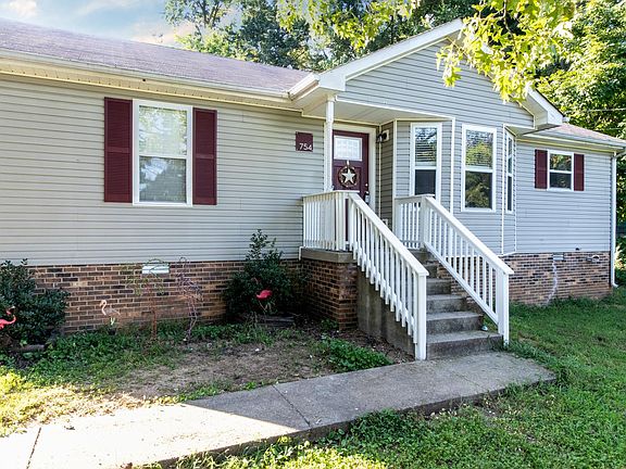 2nd image of 754 Princeton Cir
