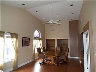4th image of 332 Highland Park Dr