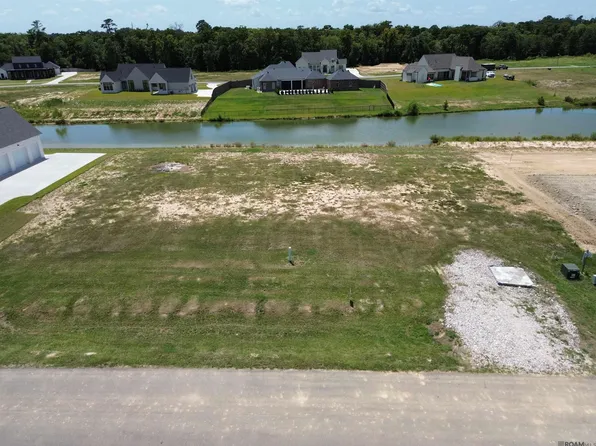 16067 Leni Dr, Prairieville, LA 70769