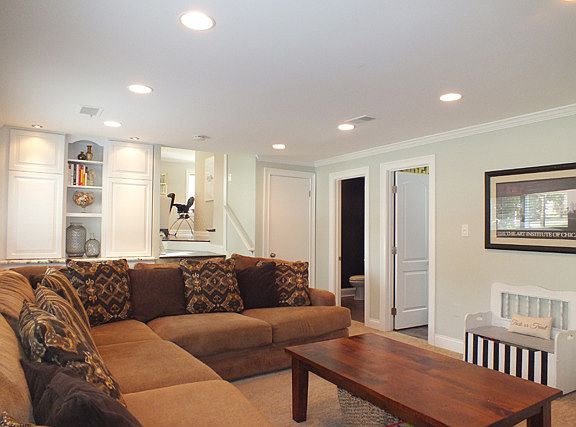 4th image of 203 W Marion St