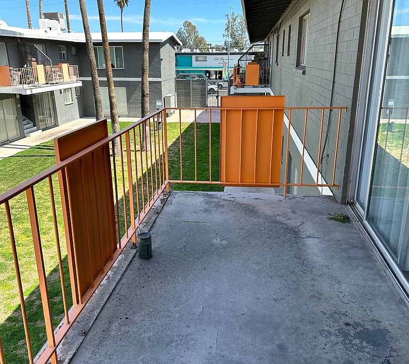 1st image of 811 N Alvernon Way #Alv835-208n