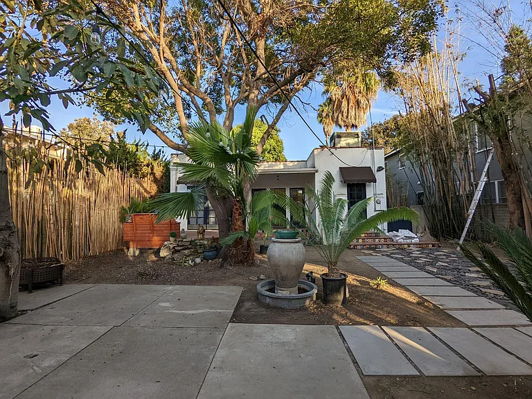 2253 Earl Ave — Photo 16