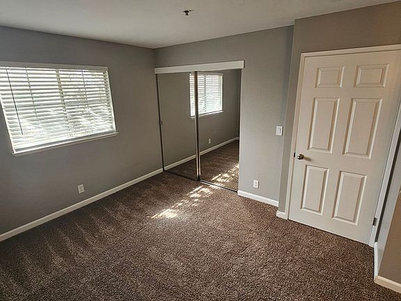 5th image of 1601 Hood Rd APT 6
