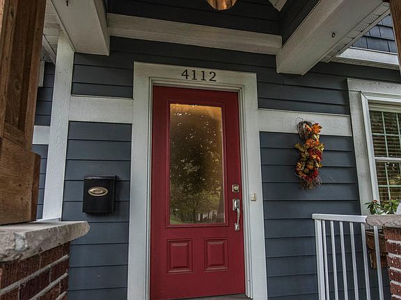 3rd image of 4112 Wooddale Ave