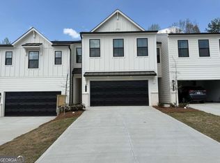 7353 Mulberry St, Flowery Branch, GA 30542