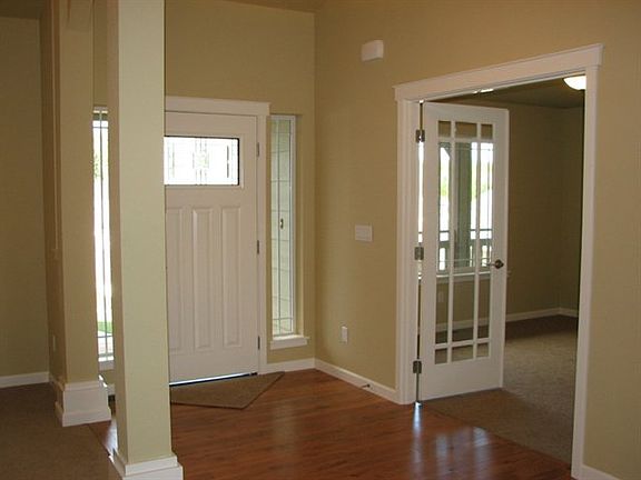 2nd image of 8110 Summerwood Dr SE