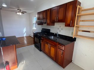 6065 74th St FLOOR 2, Middle Village, NY 11379