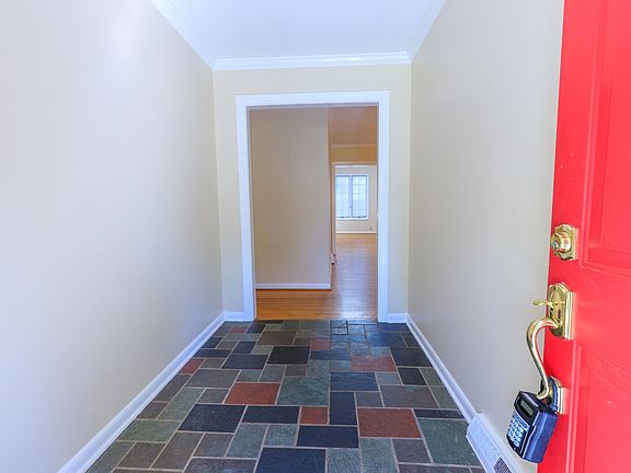 3rd image of 6716 Currywood Dr