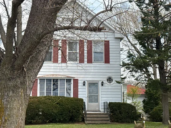 Rr 2 Box 29-9206, Hamburg, IL 62045