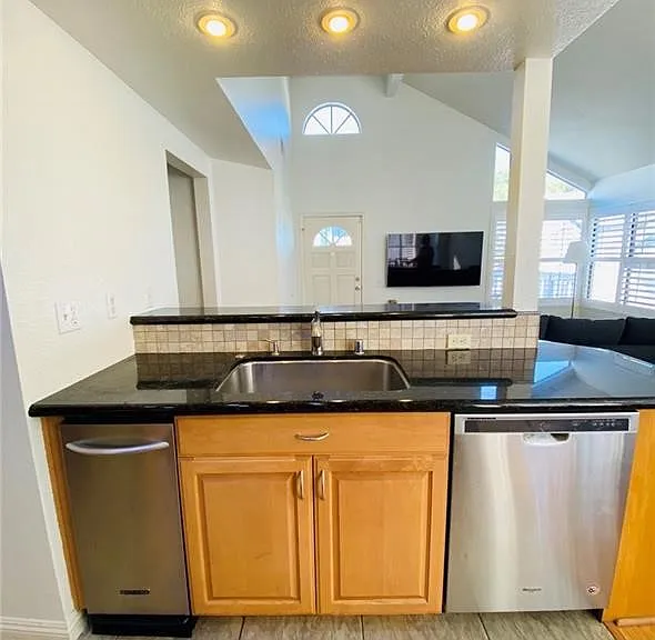 8 Remington — Photo 9