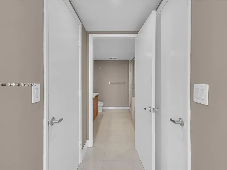 50 Biscayne Blvd #4002 — Photo 21