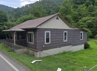 11663 Coal River Rd, Whitesville, WV 25209