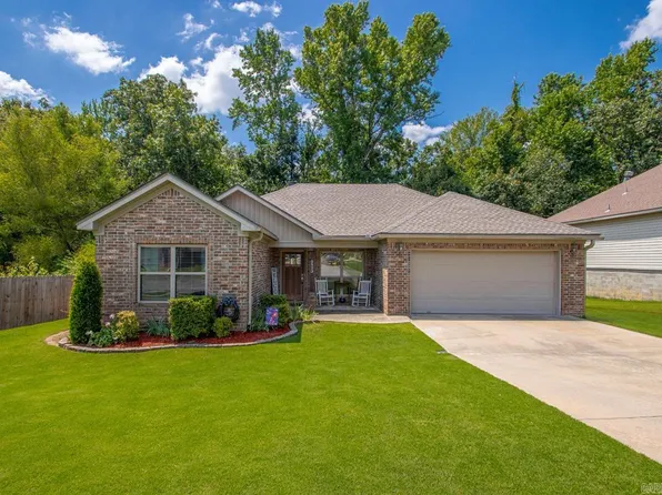 2523 Springhill Village Dr, Bryant, AR 72022