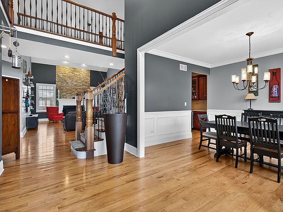 5th image of 11050 Siena Dr