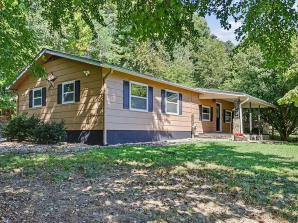18 Willie Hutson Rd, Blairsville, GA 30512