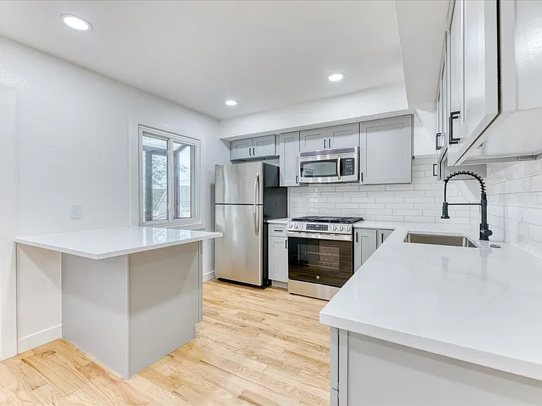 3050 W 32nd Ave #B108 — Photo 2