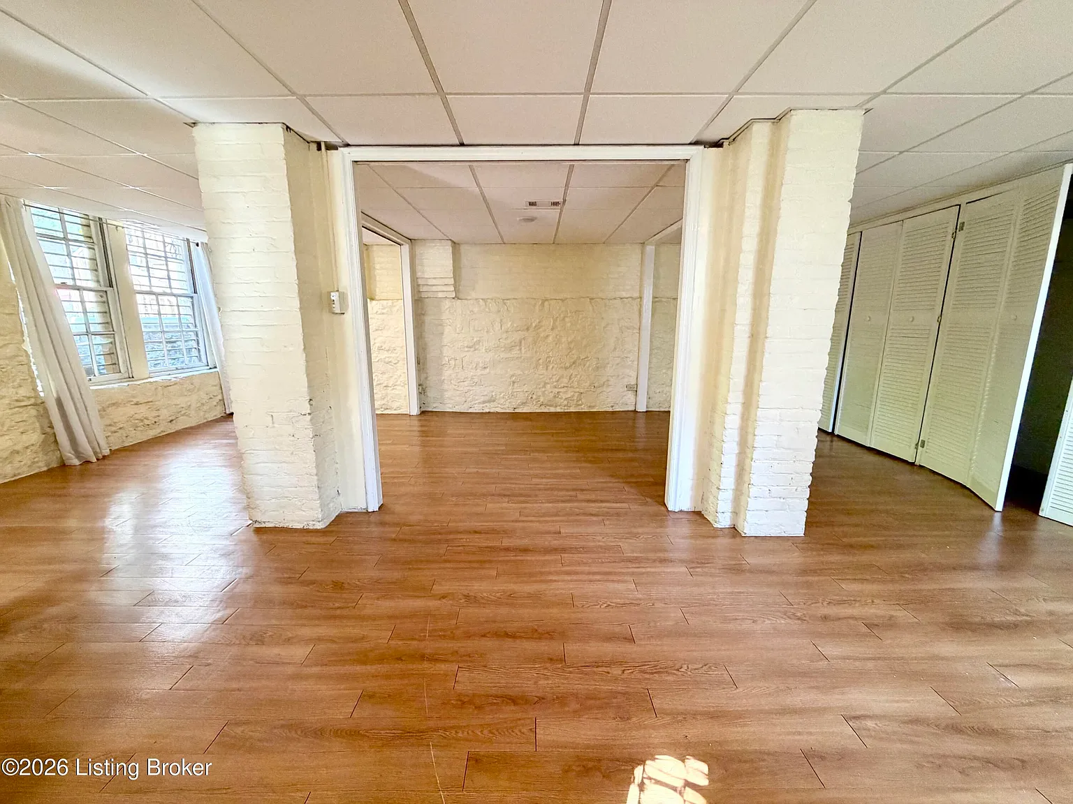 1 bed, 1.0 bath, 600 sqft, $895 — Photo 2