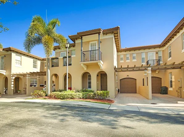 6964 Julia Gardens Drive, Coconut Creek, FL 33073