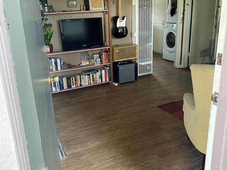 1729 Johnson Ave #1729 — Photo 3