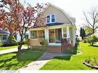324 Ashland Ave, Cuyahoga Falls, OH